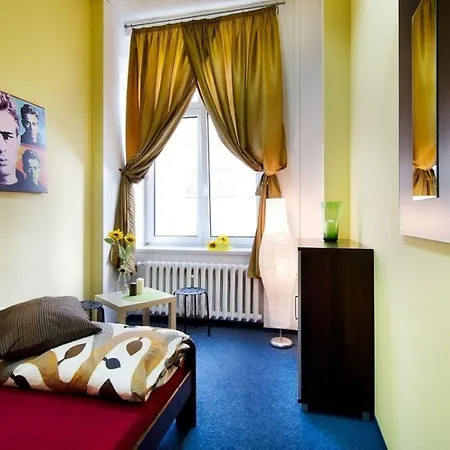 Auberge de jeunesse Absynt